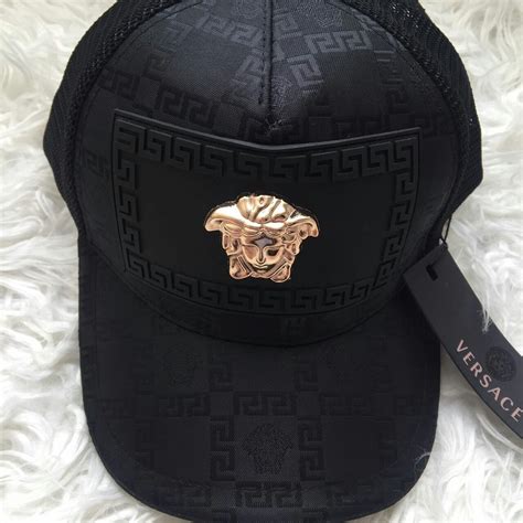 gorras versace